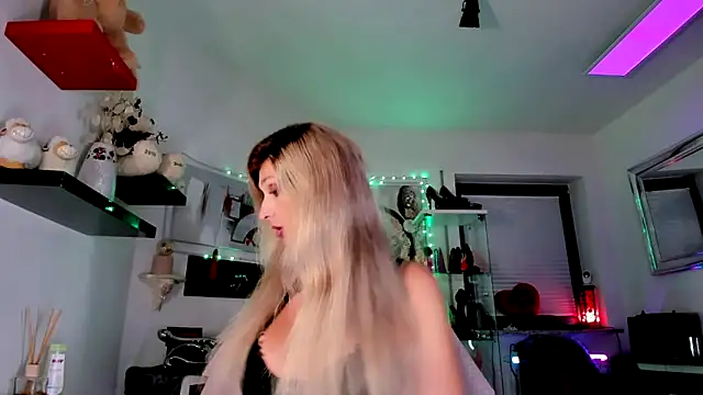 2bigass4 u online show from 10.28.25