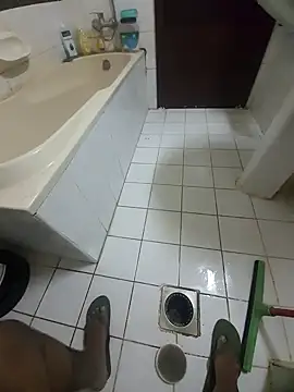 Snapshot of dream_catcher chatting on 01.21.25 dream catcher online show from 01.21.25