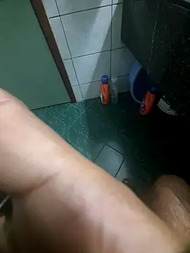 Snapshot of dream_catcher chatting on 03.21.25 dream catcher online show from 03.21.25