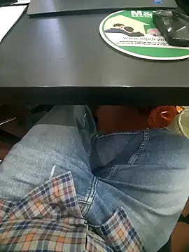 Snapshot of dream_catcher chatting on 09.27.25 dream catcher online show from 09.27.25