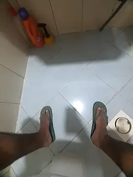 Snapshot of dream_catcher chatting on 10.15.25 dream catcher online show from 10.15.25