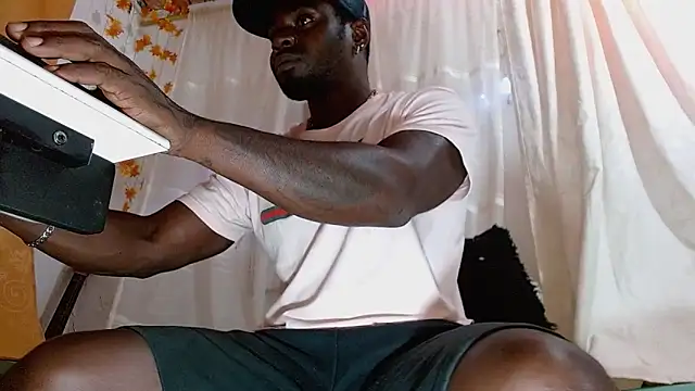 angel bonbom online show from 12.18.25