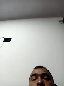 Snapshot of Kratos1289 chatting on 12.14.25 Kratos1289 online show from 12.14.25