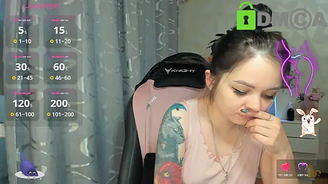 AnnyHoney  online show from 10.23.25