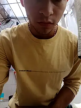 Emir Hassam online show from 12.24.24