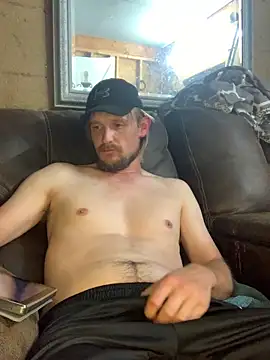 Snapshot of Midwestalpha chatting on 06.10.26 Midwestalpha online show from 06.10.26