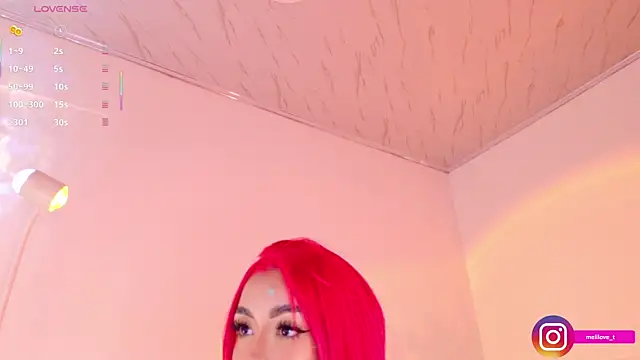 Snapshot of Mely-taylor chatting on 11.13.25 Mely-taylor online show from 11.13.25