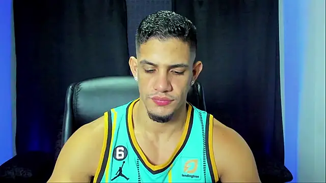 jhonnysnow17 online show from 10.31.25