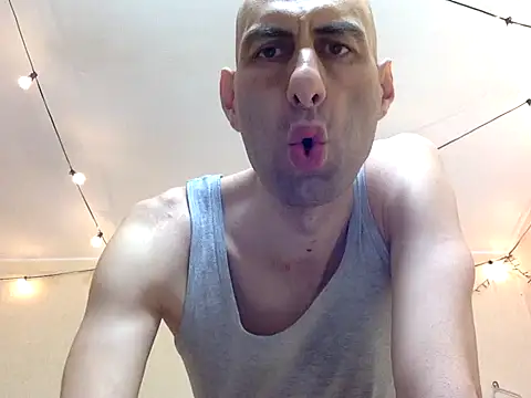 Snapshot of HandsomeAlfie chatting on 09.24.25 HandsomeAlfie online show from 09.24.25