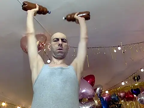 HandsomeAlfie online show from 01.17.26