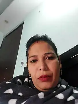 Poojabhabi101 online show from 12.21.24