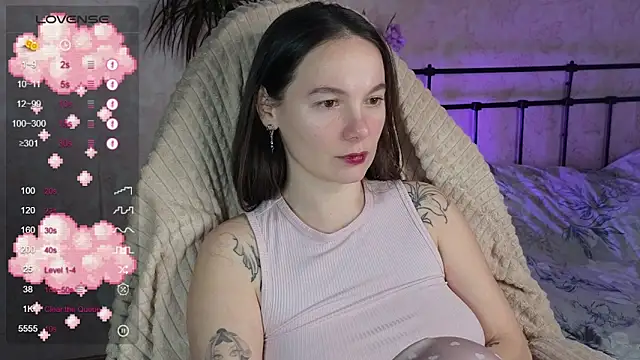 lil luna x online show from 04.18.26