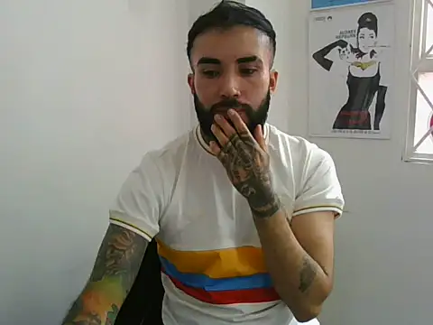 Snapshot of transgenderboy chatting on 07.07.26 transgenderboy online show from 07.07.26