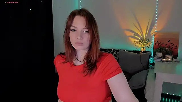 mia x love online show from 12.23.24