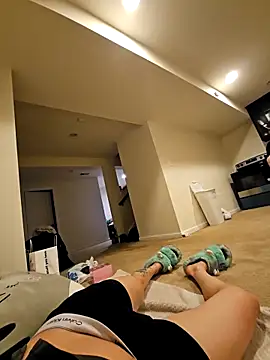 Snapshot of LiverandBrat77 chatting on 09.16.25 LiverandBrat77 online show from 09.16.25