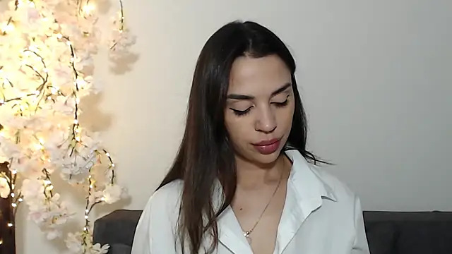 Mika Gold online show from 10.30.25