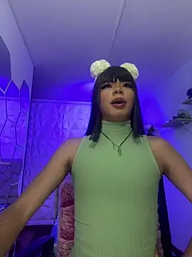 Snapshot of hurrencam chatting on 02.06.25 hurrencam online show from 02.06.25