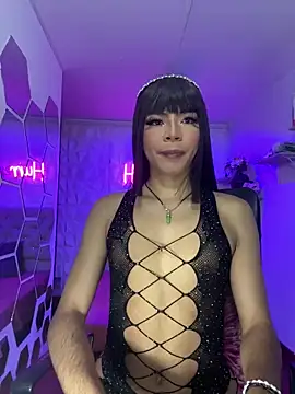 Snapshot of hurrencam chatting on 02.21.25 hurrencam online show from 02.21.25