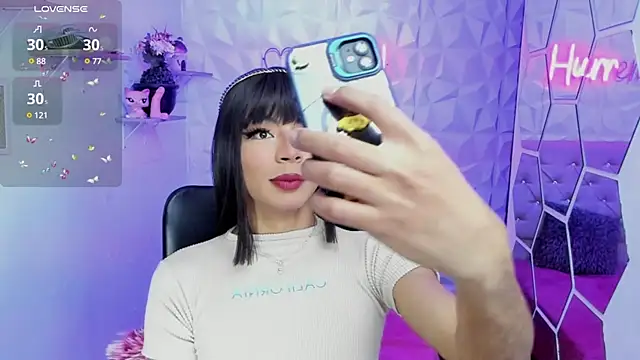 Snapshot of hurrencam chatting on 03.05.25 hurrencam online show from 03.05.25