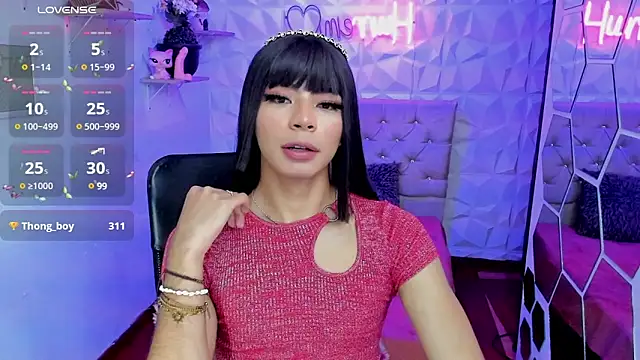 Snapshot of hurrencam chatting on 03.08.25 hurrencam online show from 03.08.25