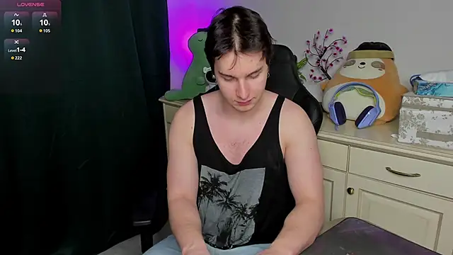 Snapshot of Vincent_Strong chatting on 02.07.26 Vincent Strong online show from 02.07.26