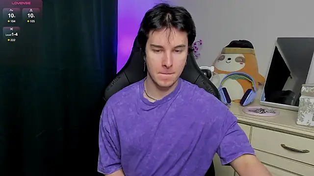 Snapshot of Vincent_Strong chatting on 03.04.26 Vincent Strong online show from 03.04.26