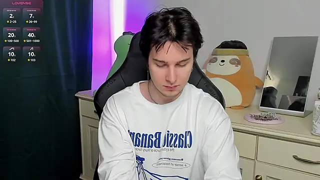 Snapshot of Vincent_Strong chatting on 03.15.26 Vincent Strong online show from 03.15.26