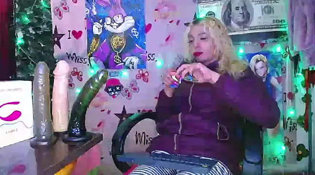 flaquita corall online show from 02.27.25