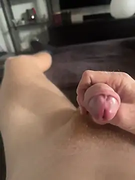 Gayginger86 online show from 01.19.26