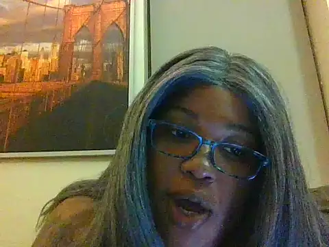 Snapshot of ShaBrimDaPornstar chatting on 09.13.25 ShaBrimDaPornstar online show from 09.13.25