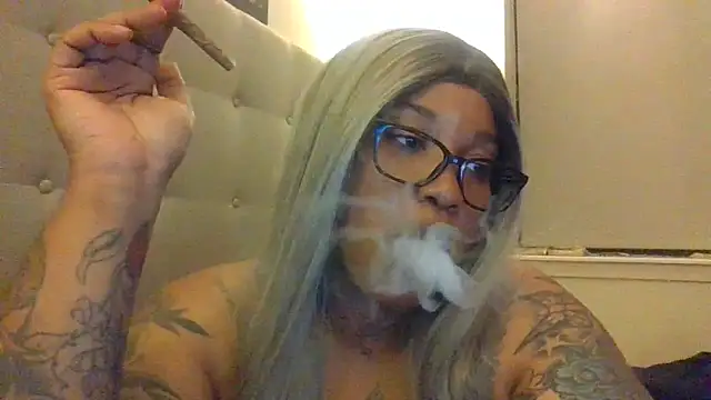 Snapshot of ShaBrimDaPornstar chatting on 09.24.25 ShaBrimDaPornstar online show from 09.24.25