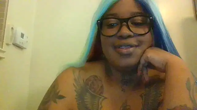 Snapshot of ShaBrimDaPornstar chatting on 10.13.25 ShaBrimDaPornstar online show from 10.13.25