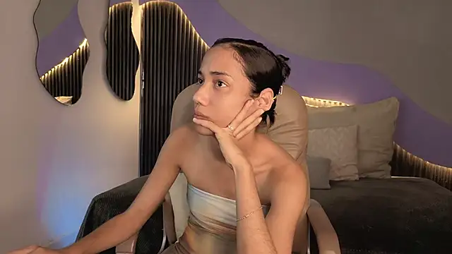 hot little bunny online show from 02.19.26