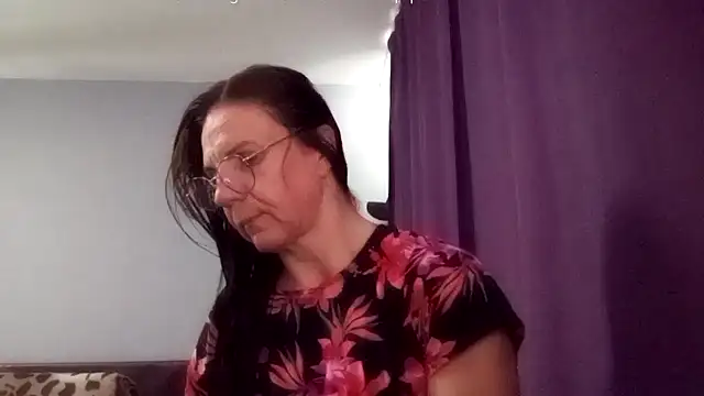 Snapshot of AlfejiRise chatting on 07.19.26 AlfejiRise online show from 07.19.26