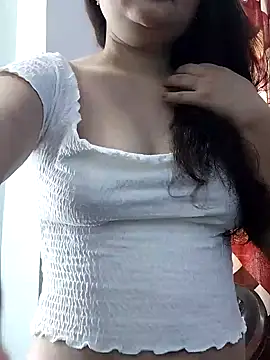 Snapshot of Doll_Nepali chatting on 02.05.25 Doll Nepali online show from 02.05.25