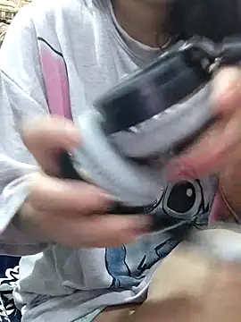 Snapshot of Doll_Nepali chatting on 02.19.25 Doll Nepali online show from 02.19.25