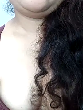 Snapshot of Doll_Nepali chatting on 03.02.25 Doll Nepali online show from 03.02.25