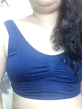 Snapshot of Doll_Nepali chatting on 03.13.25 Doll Nepali online show from 03.13.25