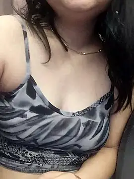 Snapshot of Doll_Nepali chatting on 01.11.26 Doll Nepali online show from 01.11.26