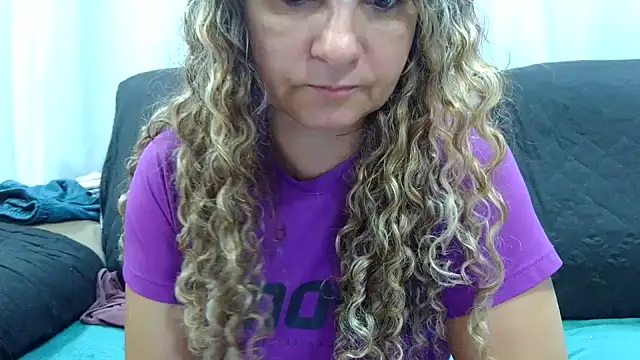 Snapshot of Kellynha_Sweet chatting on 01.31.25 Kellynha Sweet online show from 01.31.25