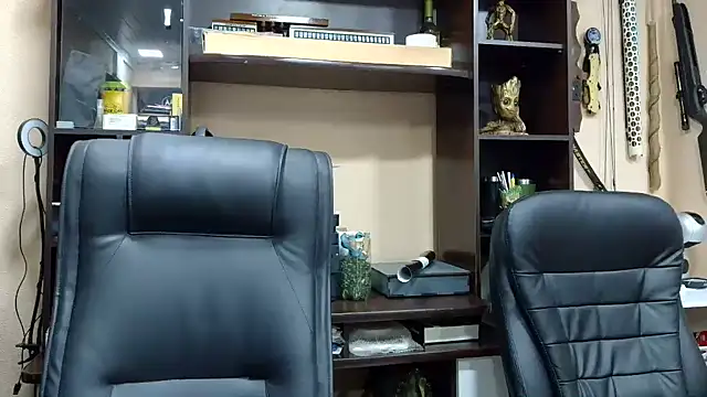 Snapshot of Kellynha_Sweet chatting on 10.06.25 Kellynha Sweet online show from 10.06.25