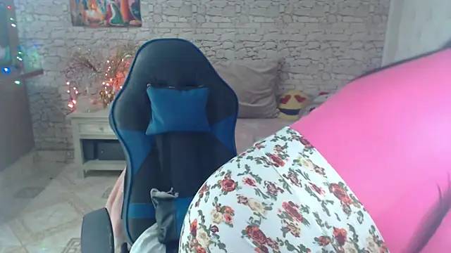 AlissonTyler4u online show from 12.18.25