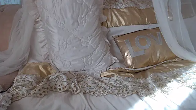 Mia-Montal777 online show from 02.12.25