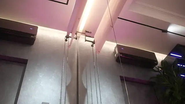 Rikka Moore online show from 01.13.25