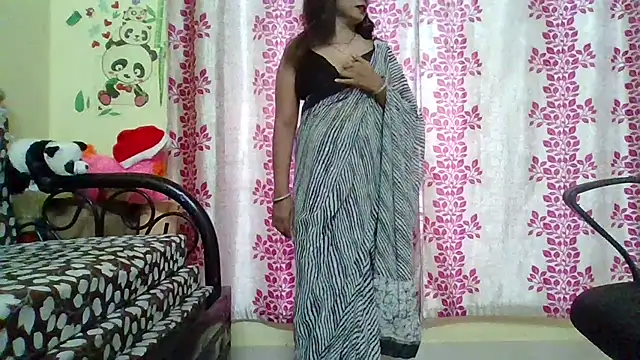 Snapshot of NautyBabe chatting on 02.21.25 NautyBabe online show from 02.21.25