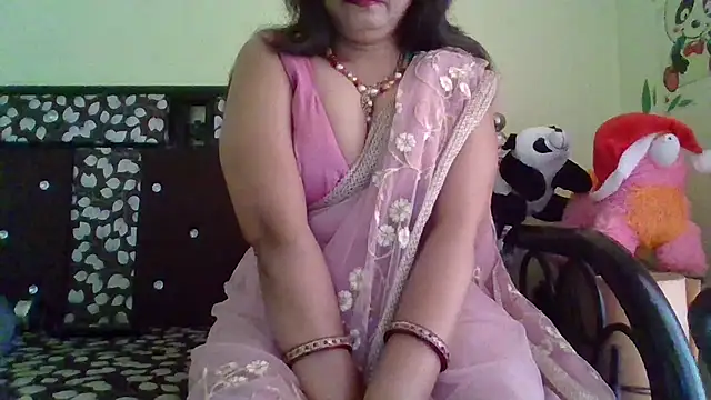 Snapshot of NautyBabe chatting on 02.23.25 NautyBabe online show from 02.23.25