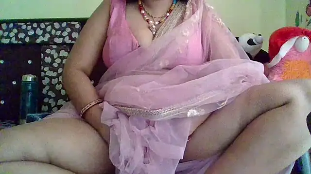 Snapshot of NautyBabe chatting on 02.23.25 NautyBabe online show from 02.23.25