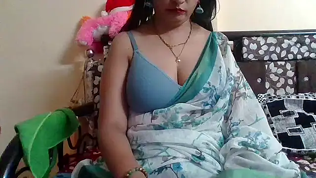 Snapshot of NautyBabe chatting on 09.23.25 NautyBabe online show from 09.23.25