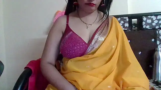 Snapshot of NautyBabe chatting on 09.29.25 NautyBabe online show from 09.29.25