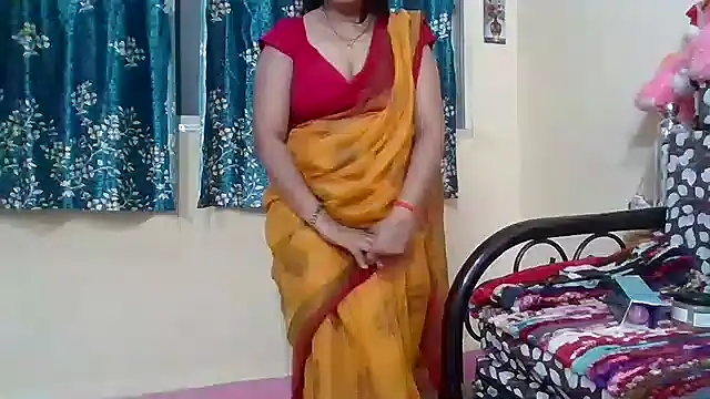 Snapshot of NautyBabe chatting on 11.07.25 NautyBabe online show from 11.07.25